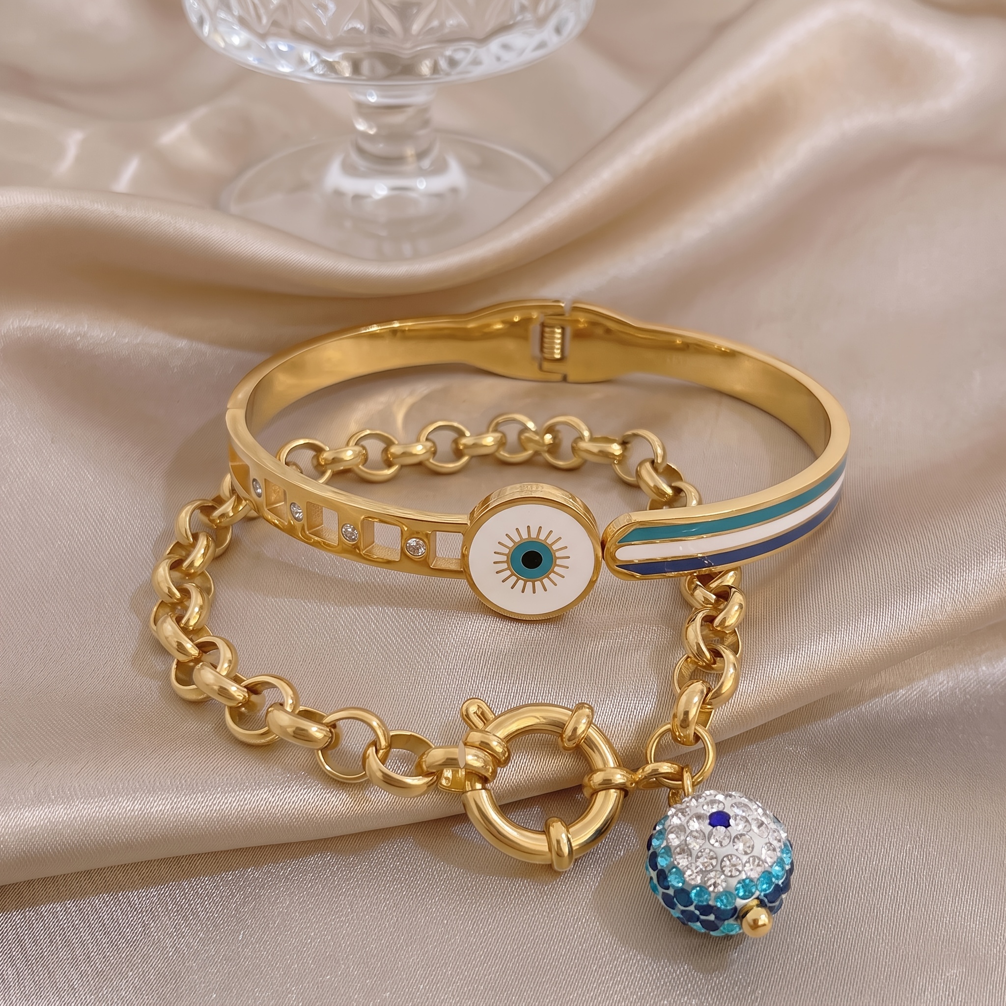 2pcs Unisex 18K Golden Plated Bracelet and Bangle Set